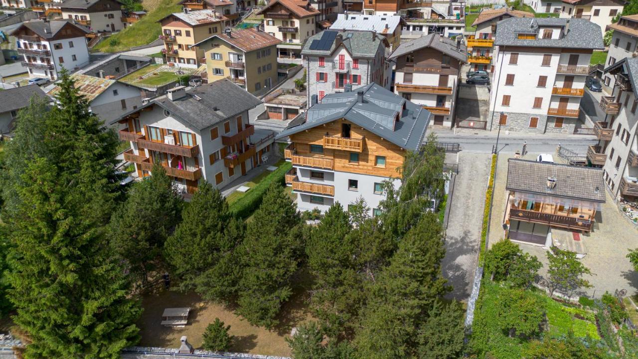 La Casa Di Armando Aparthotel Bormio Buitenkant foto